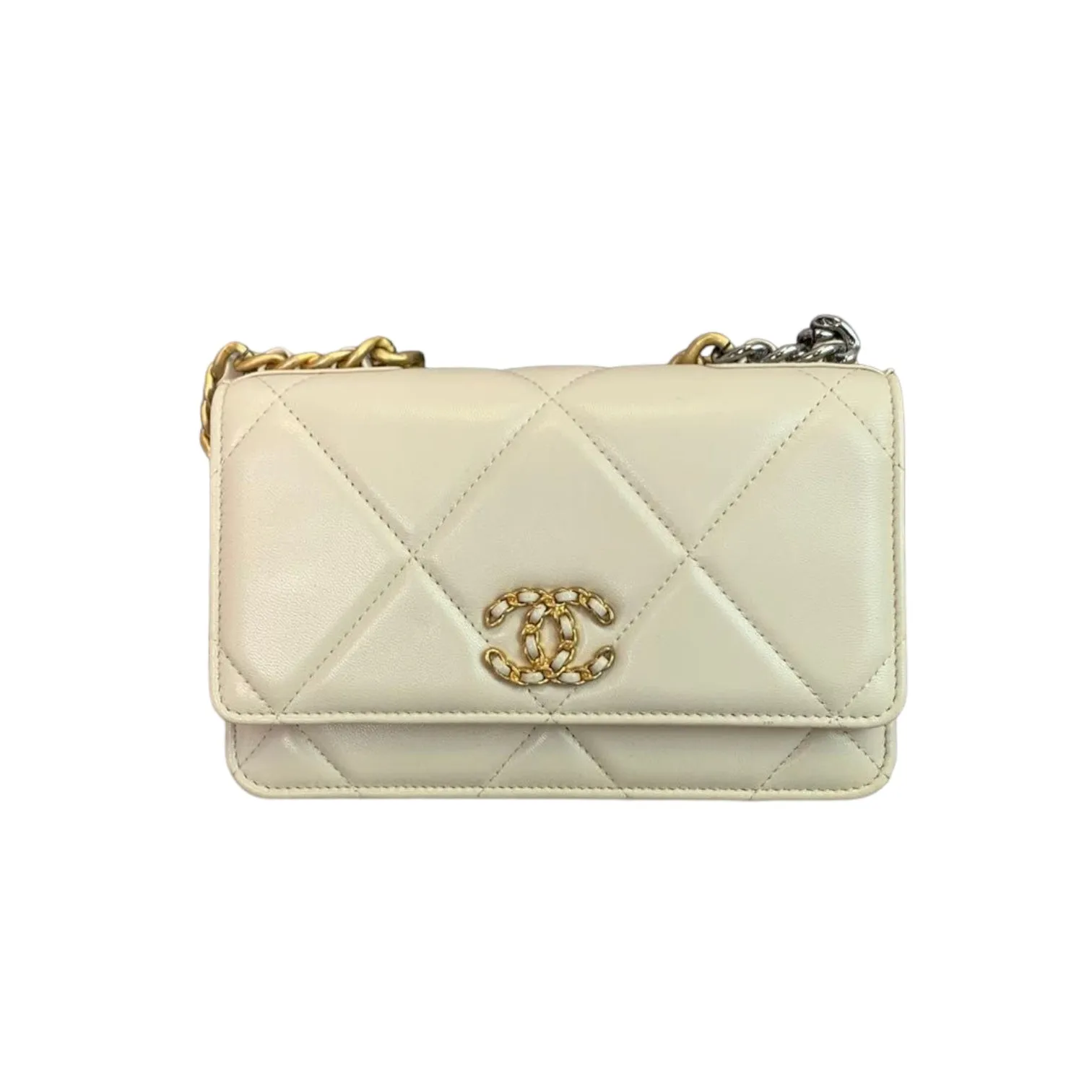 19 Quilted WOC Beige