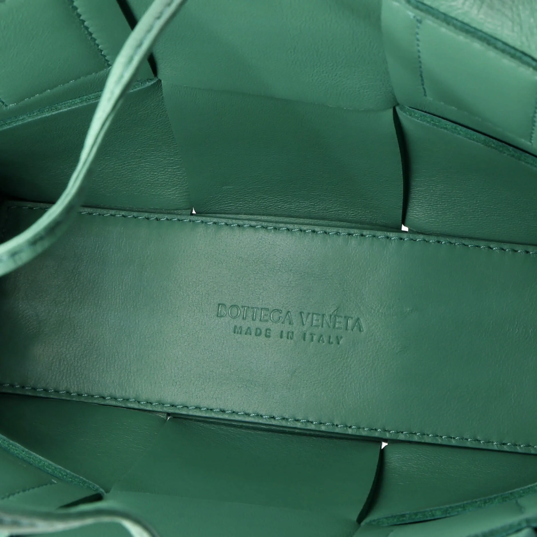 Arco Tote Maxi Intrecciato Leather Candy