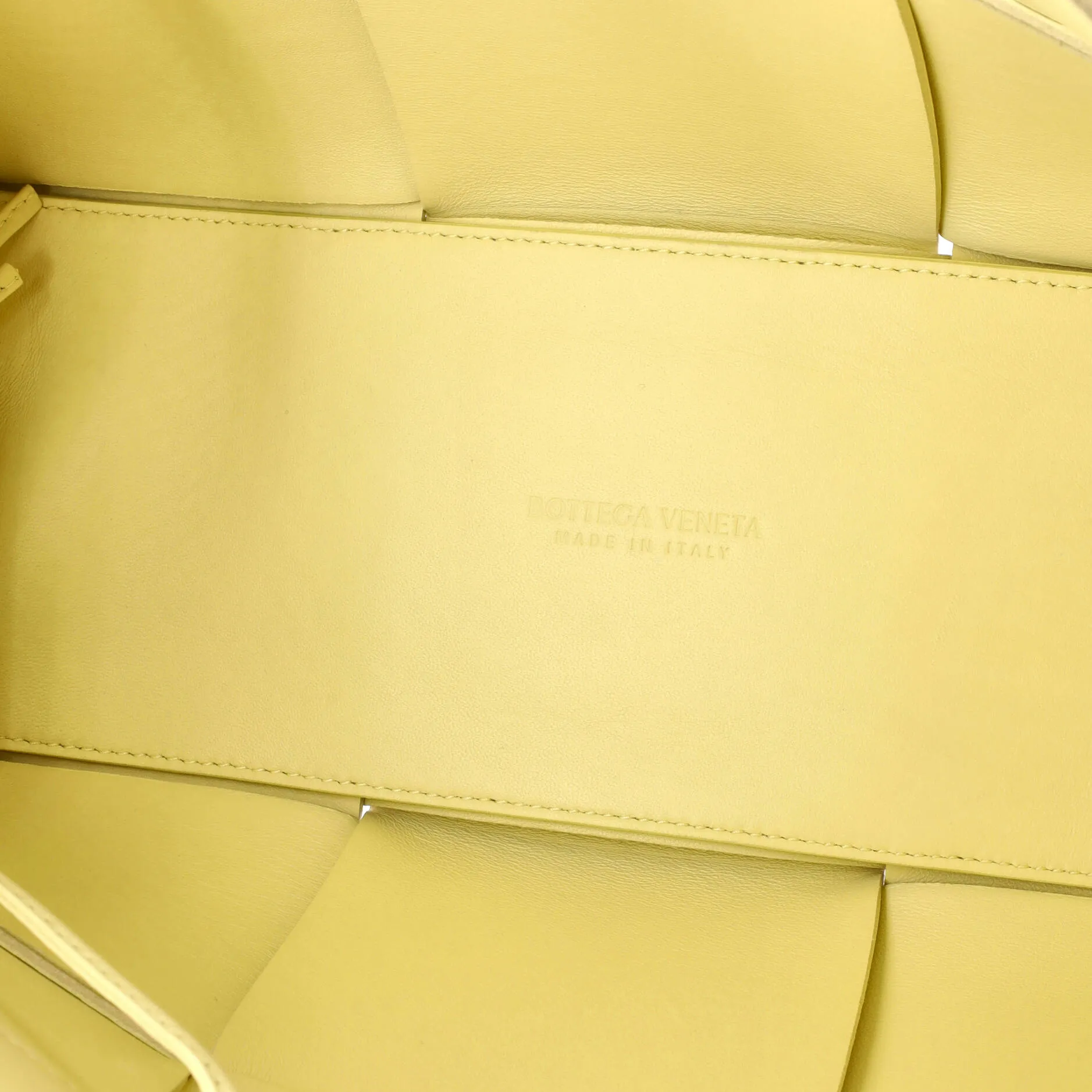 Arco Tote Maxi Intrecciato Leather Small