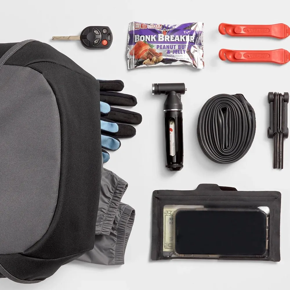 Bontrager Commuter Single Pannier, Black 1010 cu in 16.5L