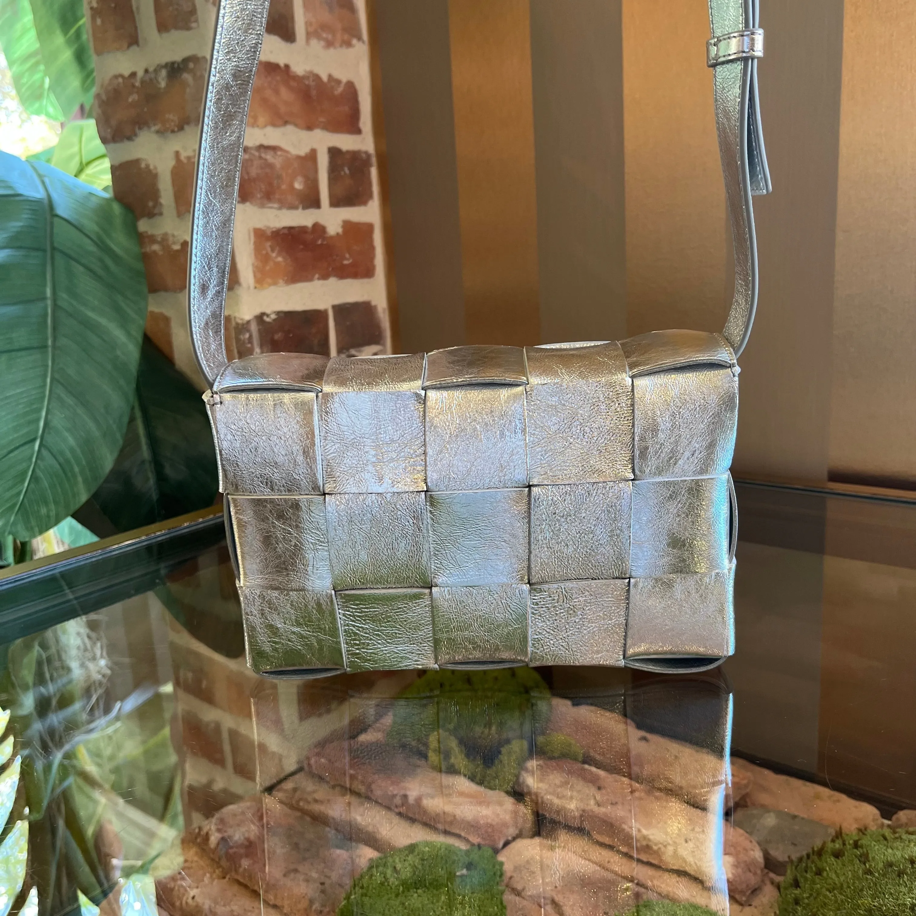 BOTTEGA VENETA Cassette Maxi Intrecciato Silver Metallic Lambskin Crossbody