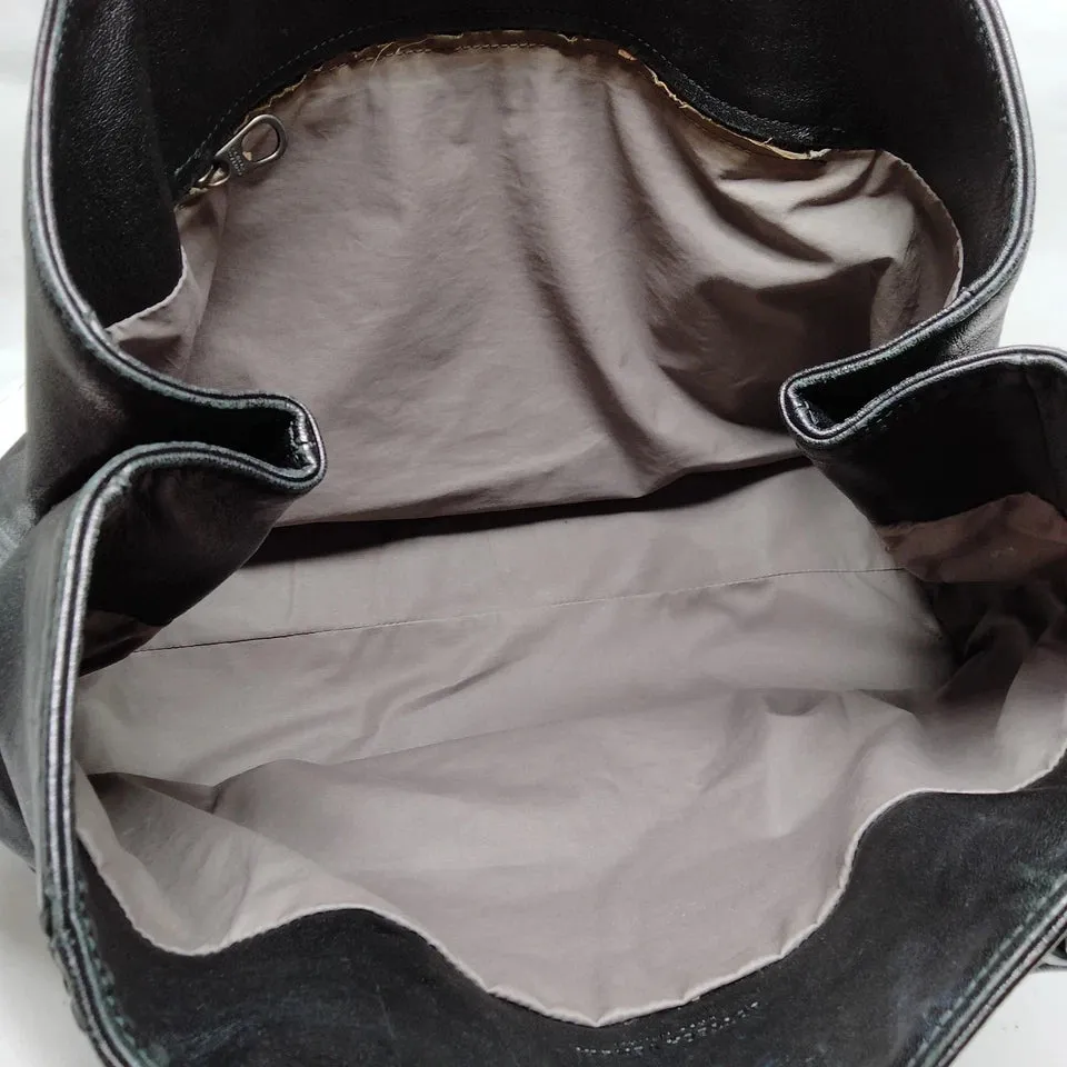 Bottega Veneta Italy. Large BlackI Intrecciato Leather Shoulder Bag