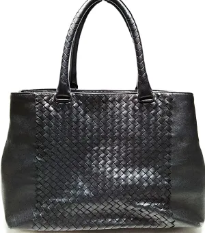 Bottega Veneta Italy. Large BlackI Intrecciato Leather Shoulder Bag