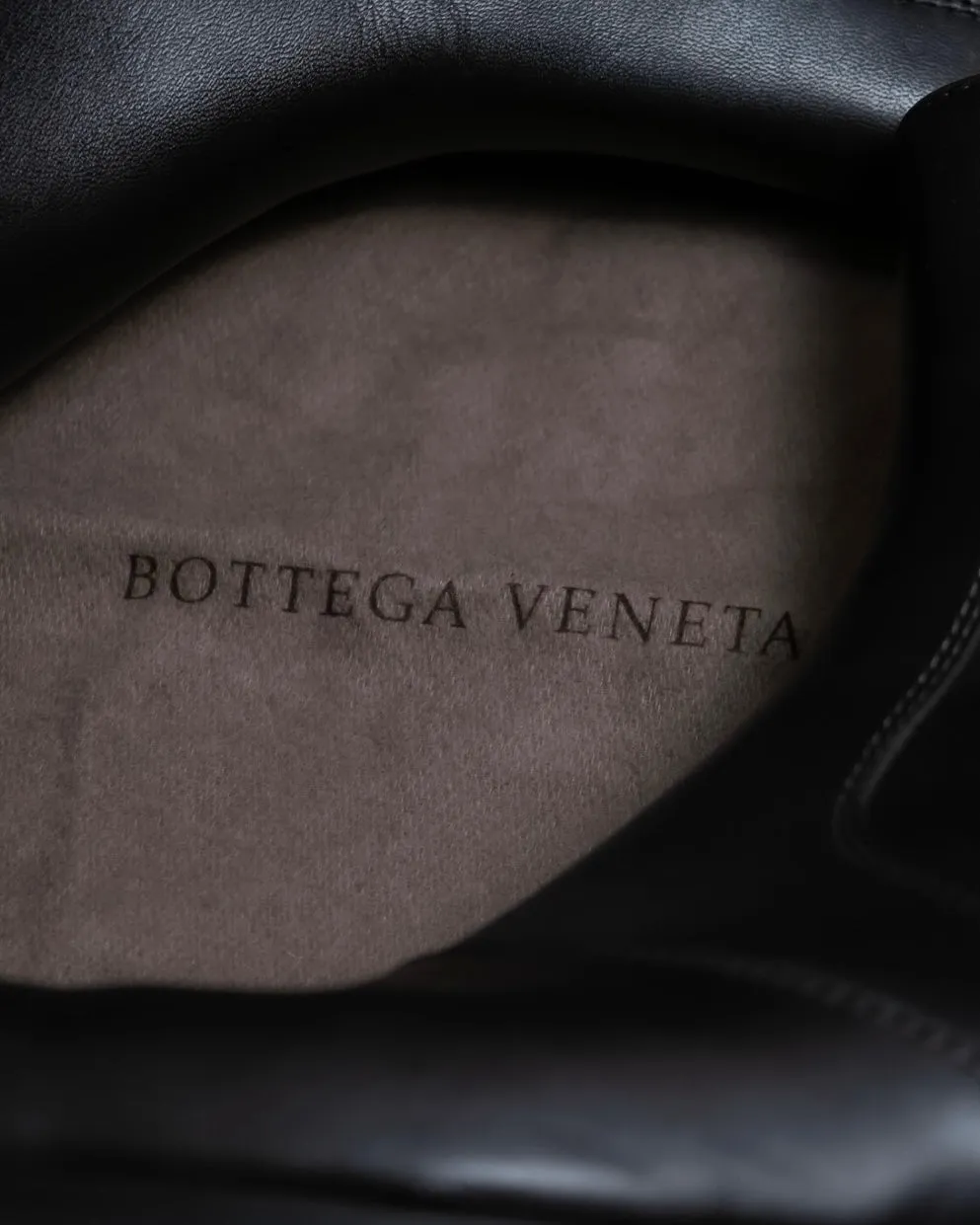 BOTTEGA VENETA round toe intrecciato leather boots