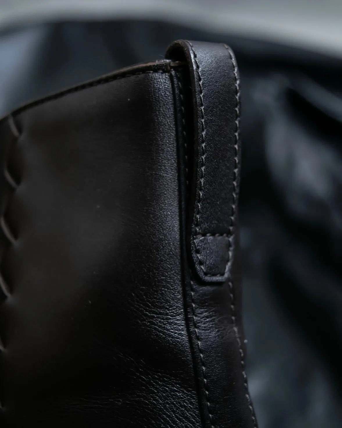 BOTTEGA VENETA round toe intrecciato leather boots
