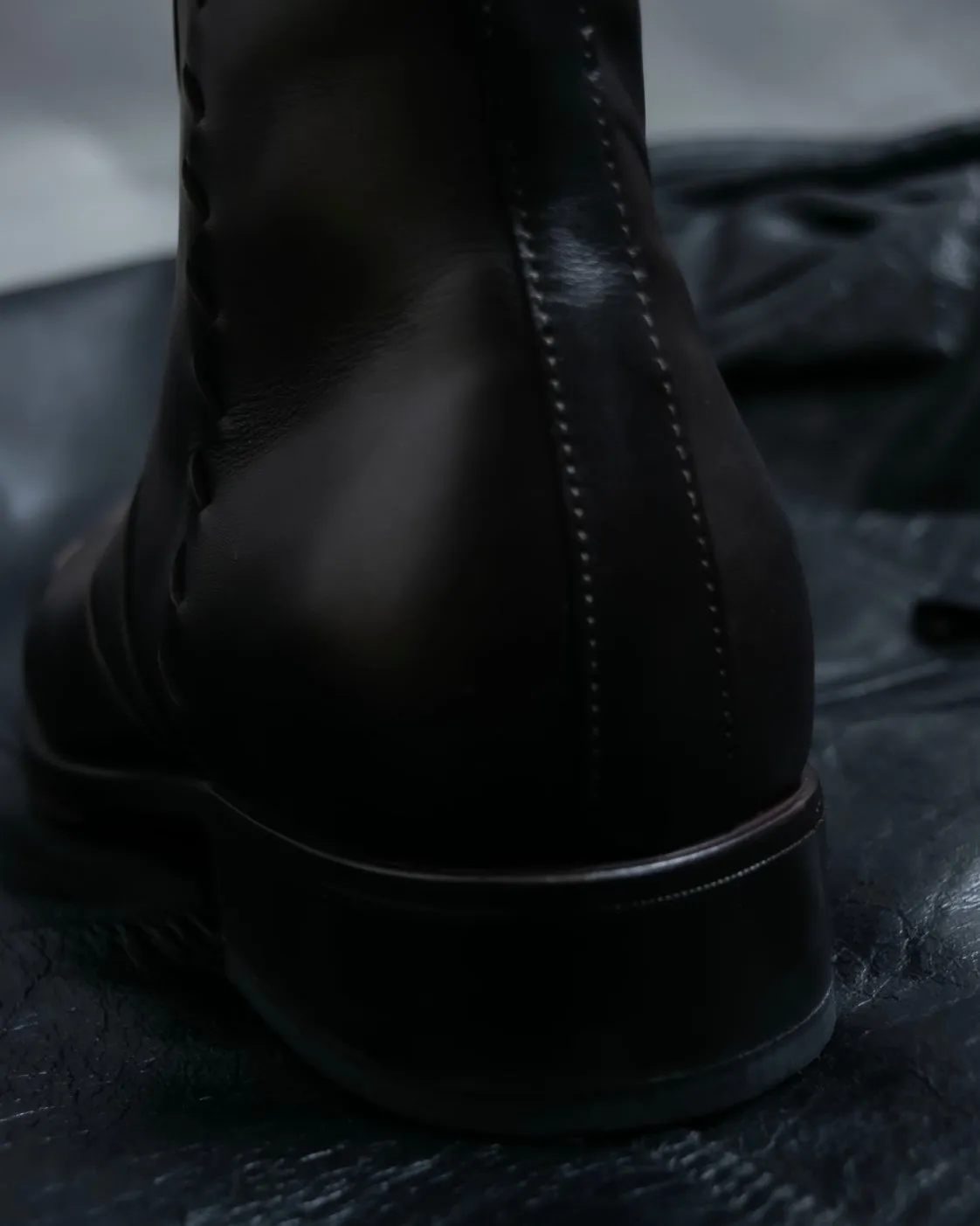 BOTTEGA VENETA round toe intrecciato leather boots