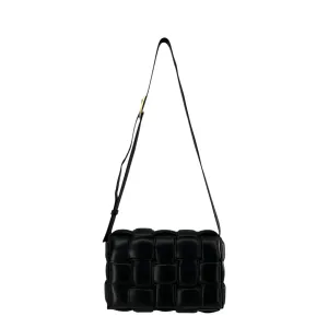 BOTTEGA VENETA/Bag/Leather/BLK/PADDED CASSETTE CROSSBODY
