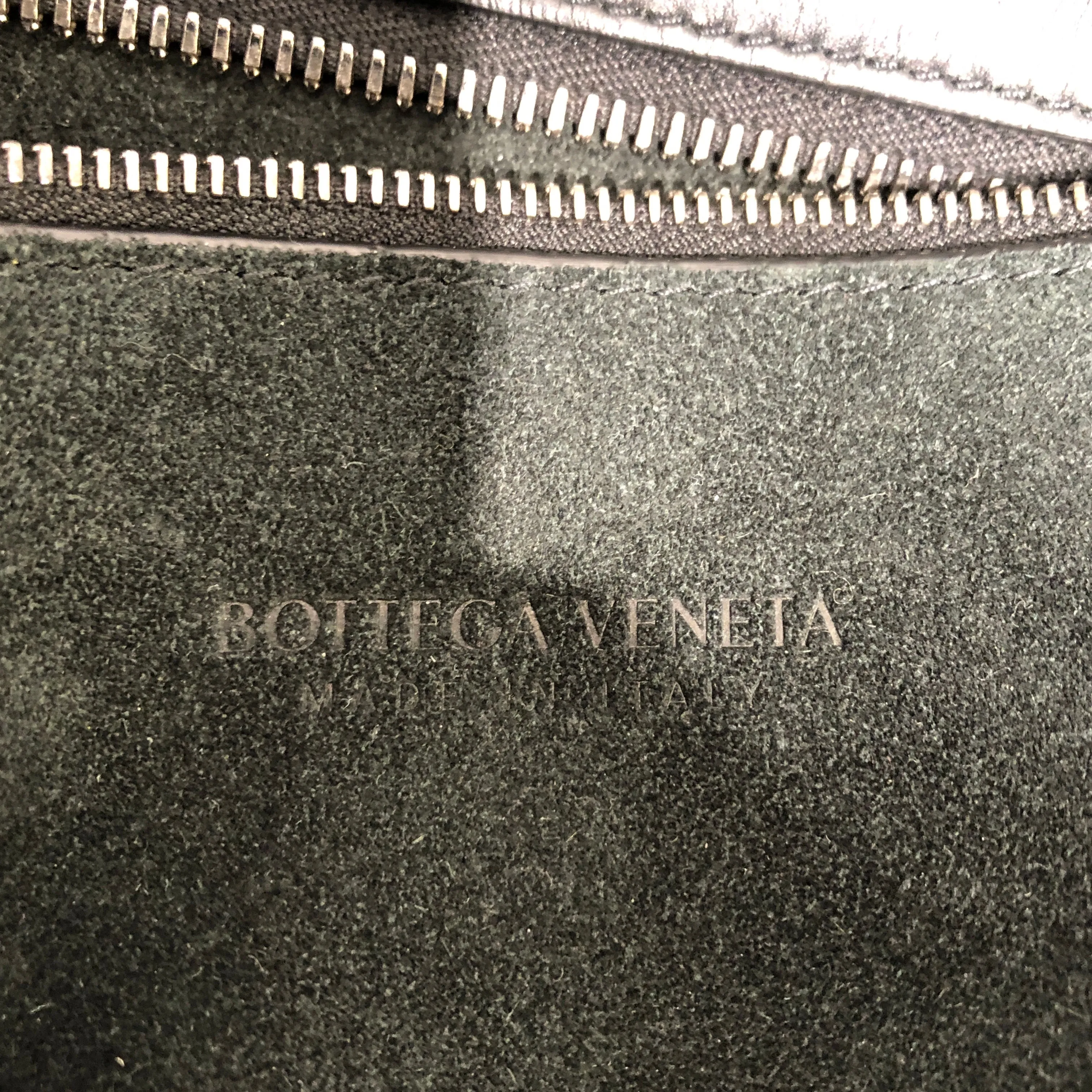 BOTTEGA VENETA/Bag/Plaid/Leather/BLK/MEDIUM INTRECCIATO BAG