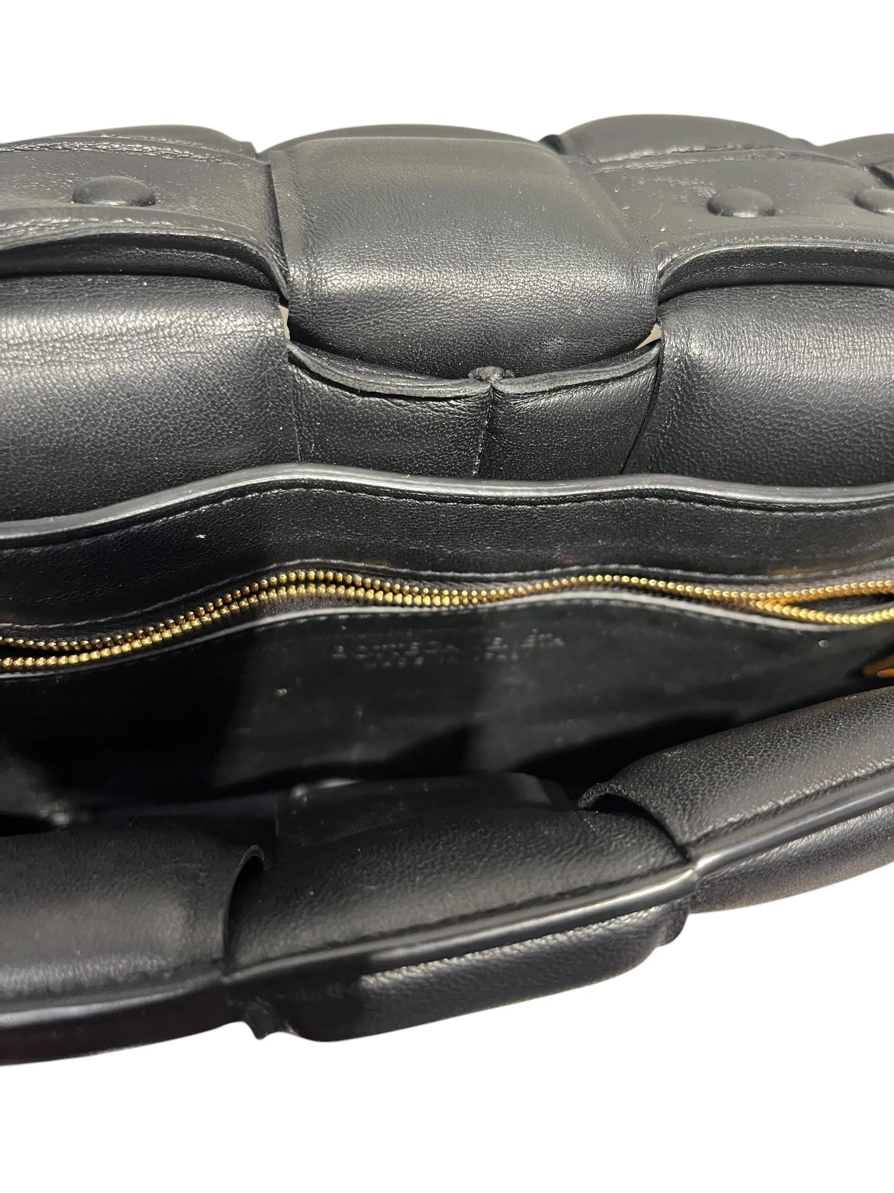 BOTTEGA VENETA/Cross Body Bag/Leather/BLK/bottega chain cassette bag