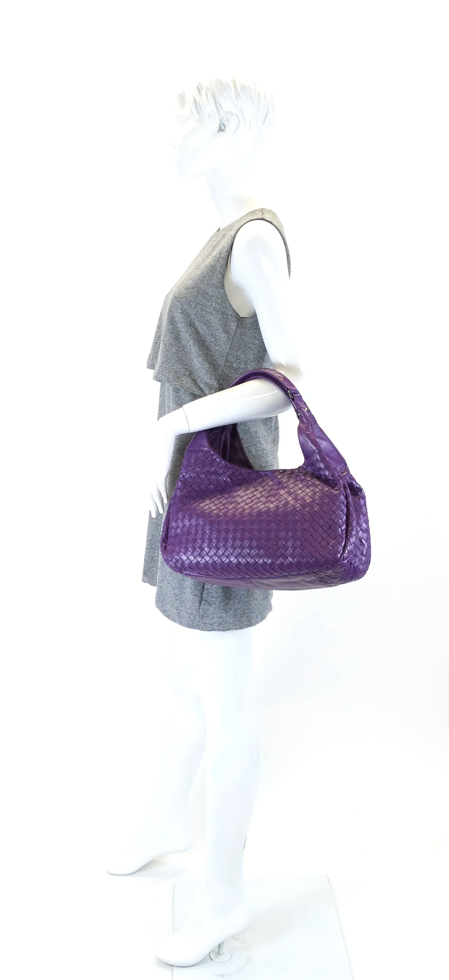 Campana Intrecciato Nappa Leather Medium Hobo Bag