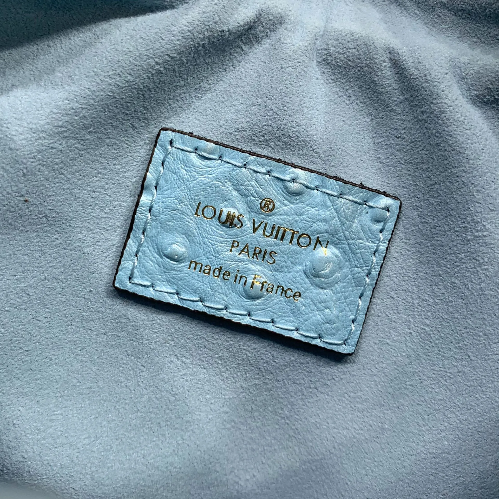 Louis Vuitton LOOP 23 IN POWER BLUE OSTRICH LEATHER GOLD HARDWARE